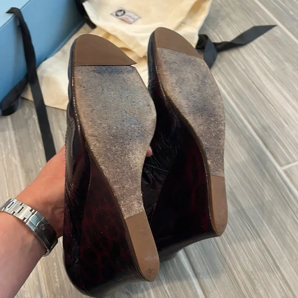 Lanvin burgundy patent wedge ballet shoes, size 38 (8 us) - Picture 6 of 8